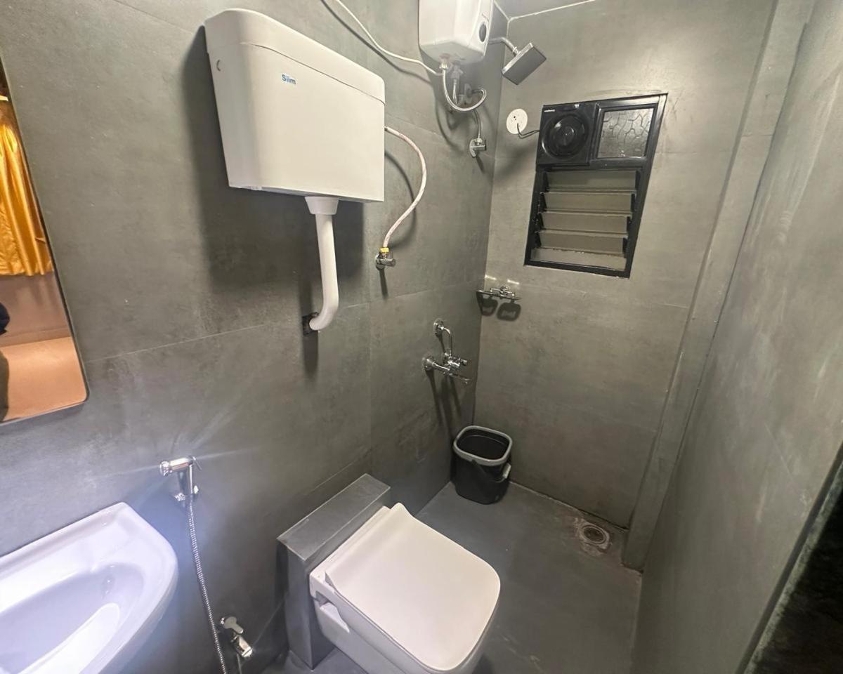 Hostel Travotale And Cowork Koregaonpark